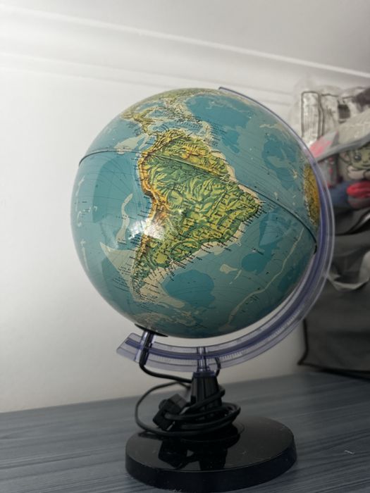 Globo mundo como novo com medidas