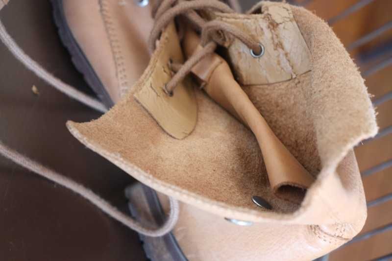 Botas cor camel com fecho em cima PULL&BEAR tamanho 37