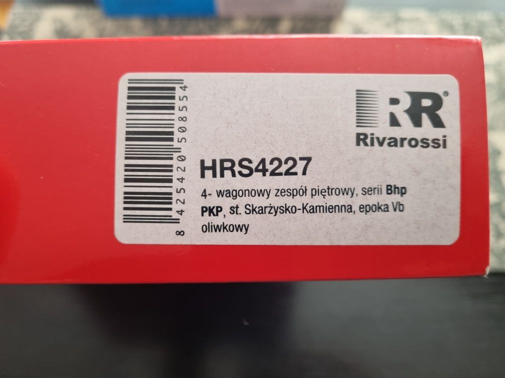 HRS4227 Oświetlony Full DCC Zestaw wagonów piętrowych PKP H0