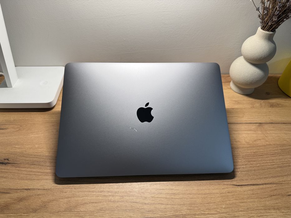 MacBook Pro 13 2020 M1 16Gb 256Gb Space 90%