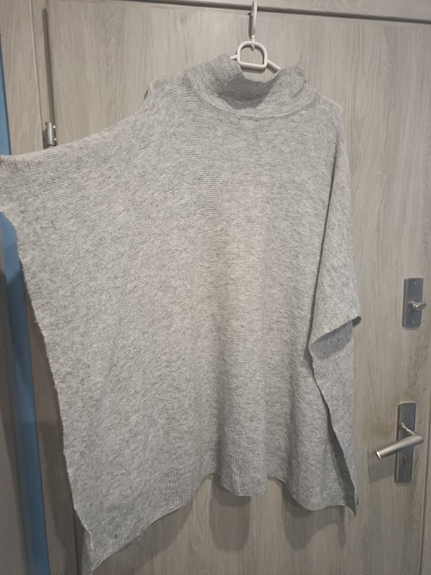 Duża narzuta ponczo Reserved plus size szare