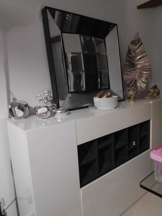 Aparador em óptimo estado