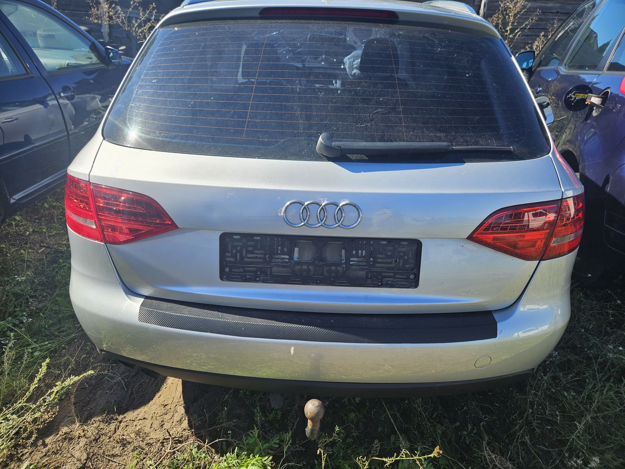 Audi a4 b8 LX7W zderzak lampa drzwi klapa koło chłodnica gril xenon