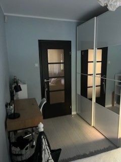 Pokoj w mieszkaniu 3-pokojowym