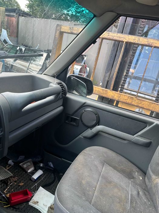 Land Rover Discovery 300 Peças Usadas tablier cinza