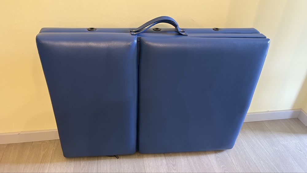 Marquesa para massgem e estetica boa qualidade