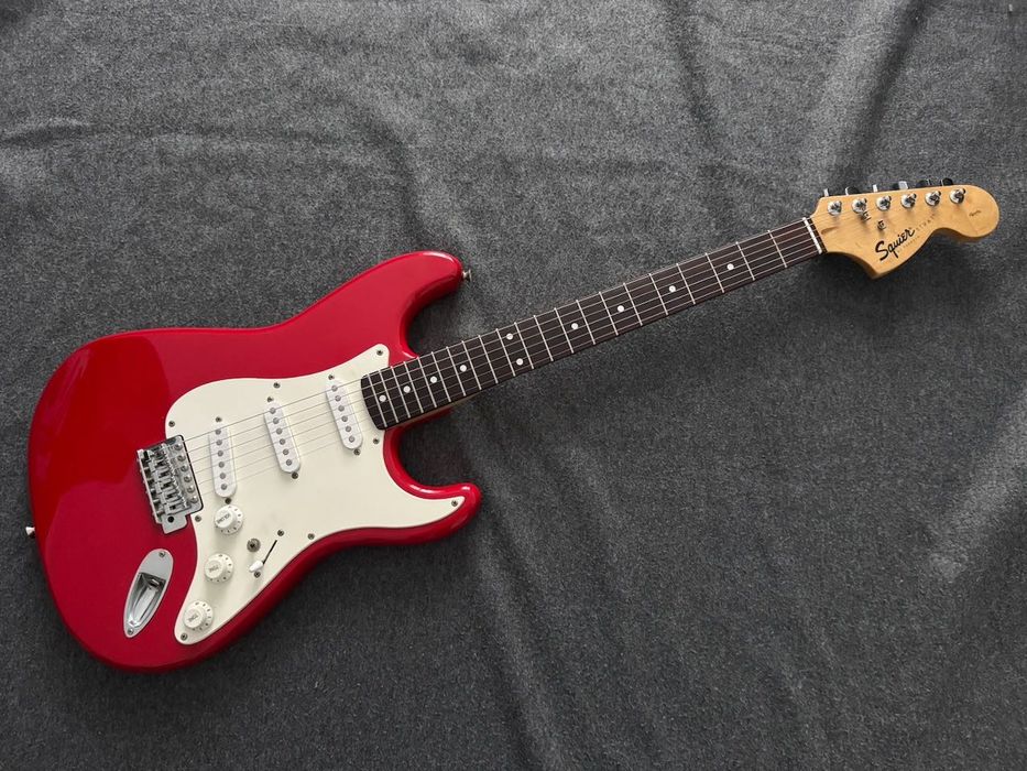 Gitara elektryczna Squier by Fender Affinity SSS