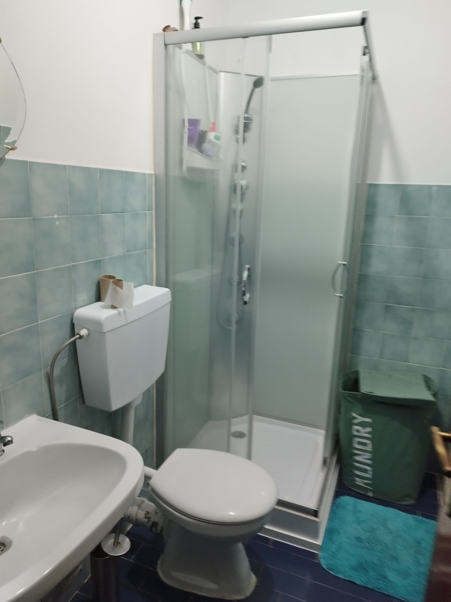 Alugo quarto Loures