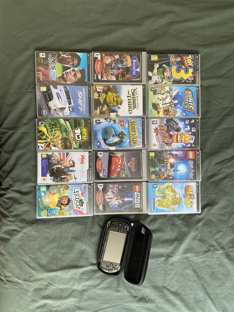 PSP com muitos jogos