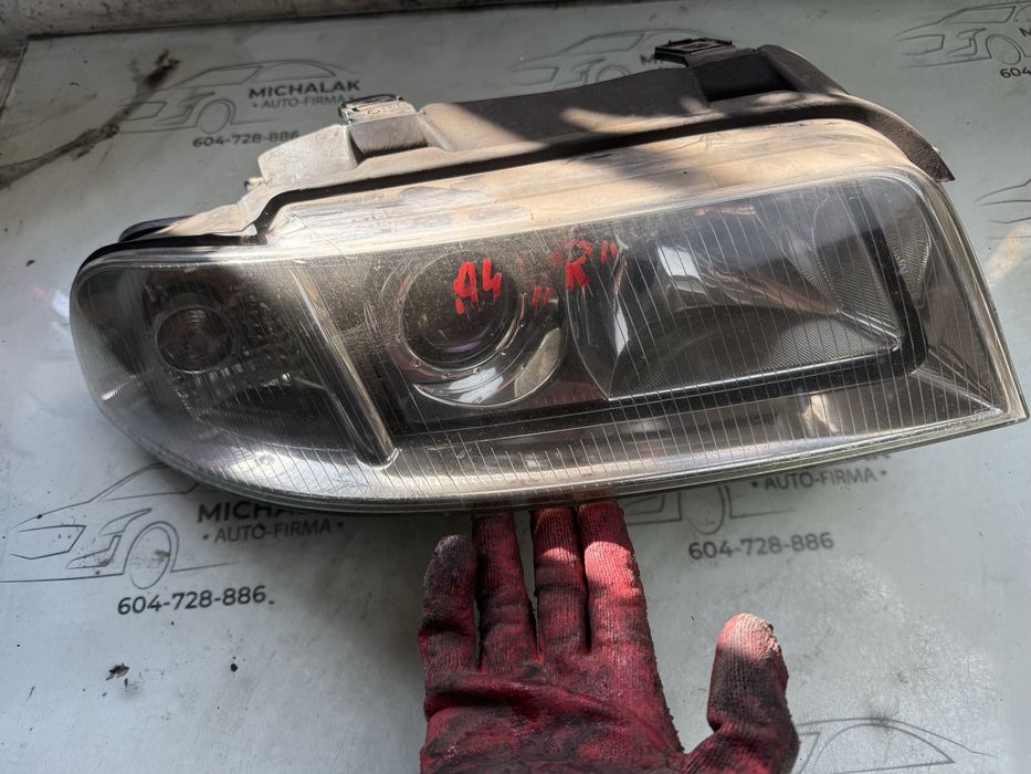 Audi a4 b5 Lift Lampa prawa przednia Audi A4B5