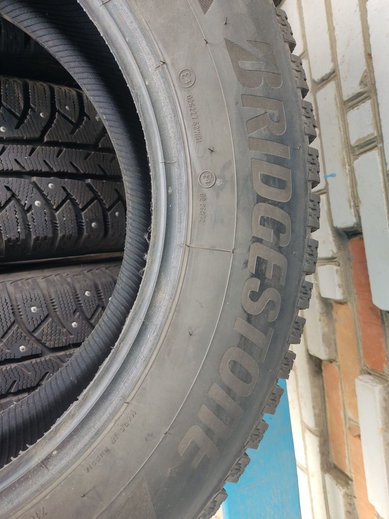 Bridgestone Ice Cruiser 7000S 225/65 R17 102T (шип)