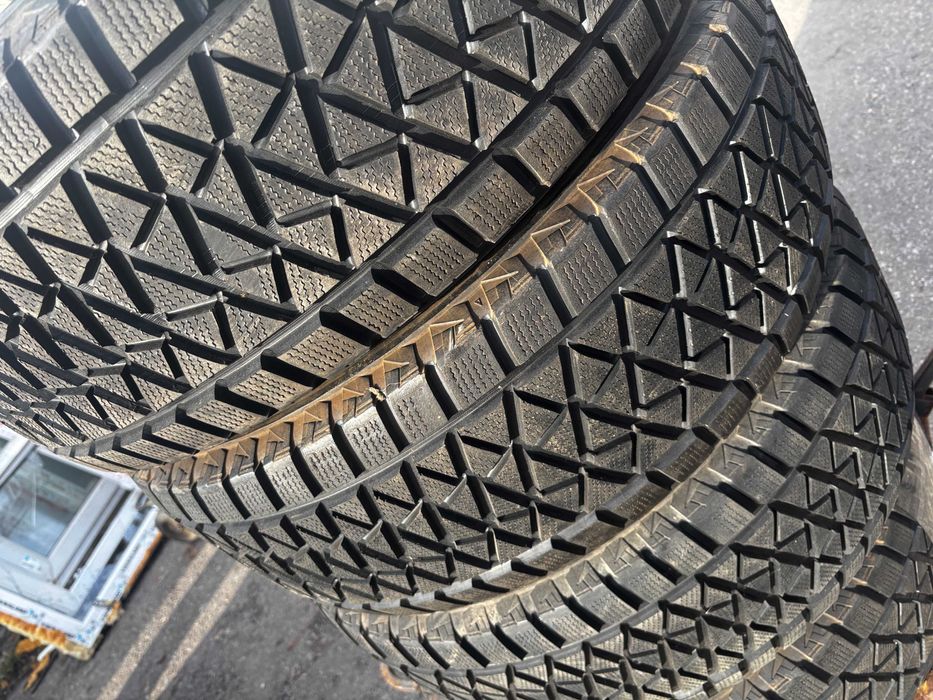 265-60-R18 BRIDGESTONE BLIZZAK 4штуки зимней резины GERMANY 2022