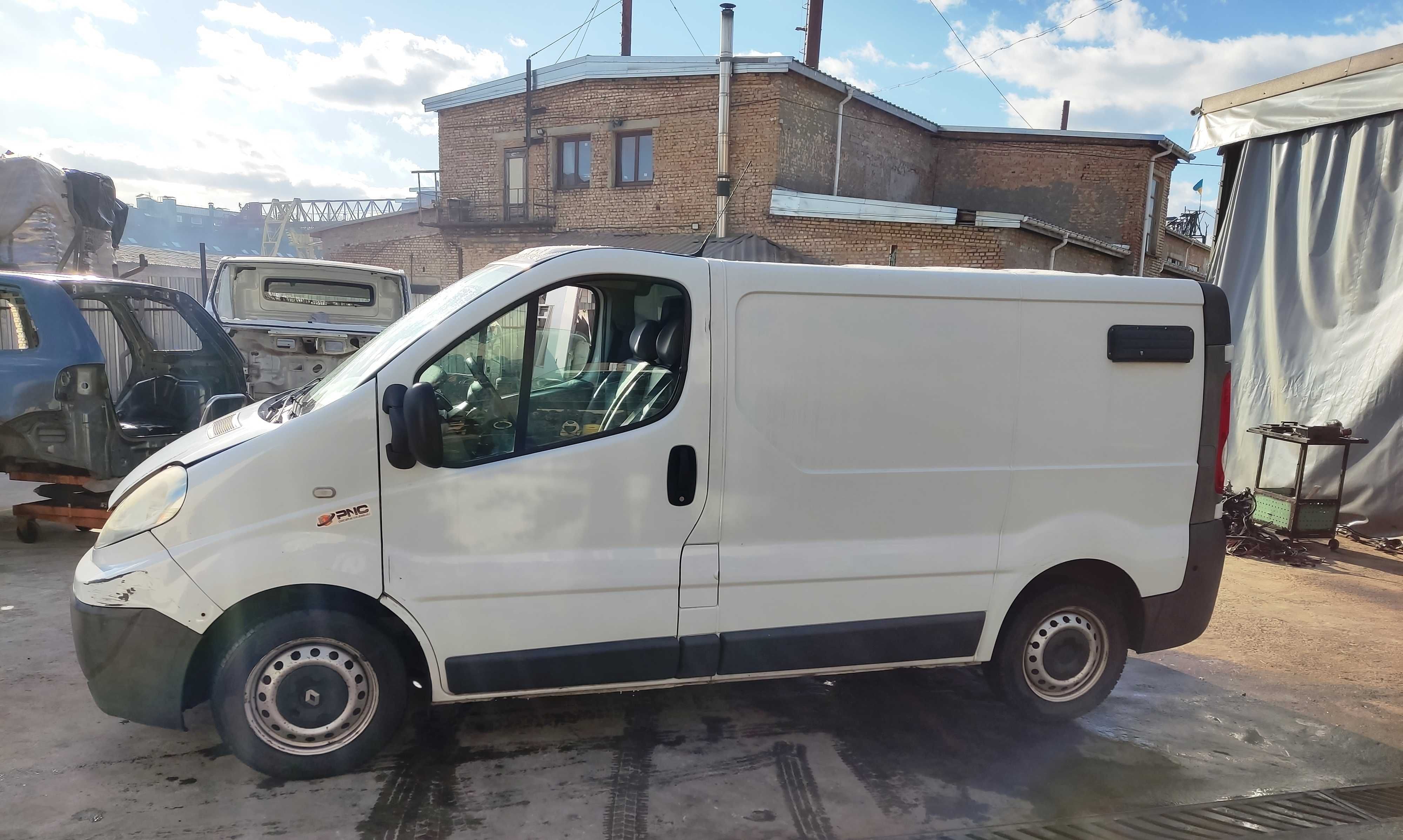 Розбірка трафик виваро Разборка Renault Trafic Розборка Opel Vivaro