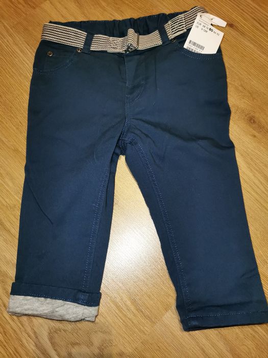 Calças de bebé NOVAS