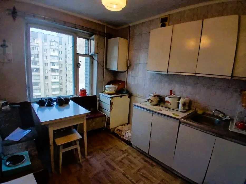 Терміново, продаж 1км. кв.,вул.Любінська, 53000дол.