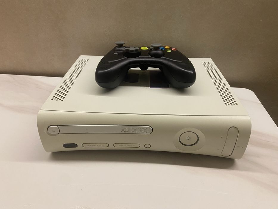 Xbox 360 fat з джойстиком