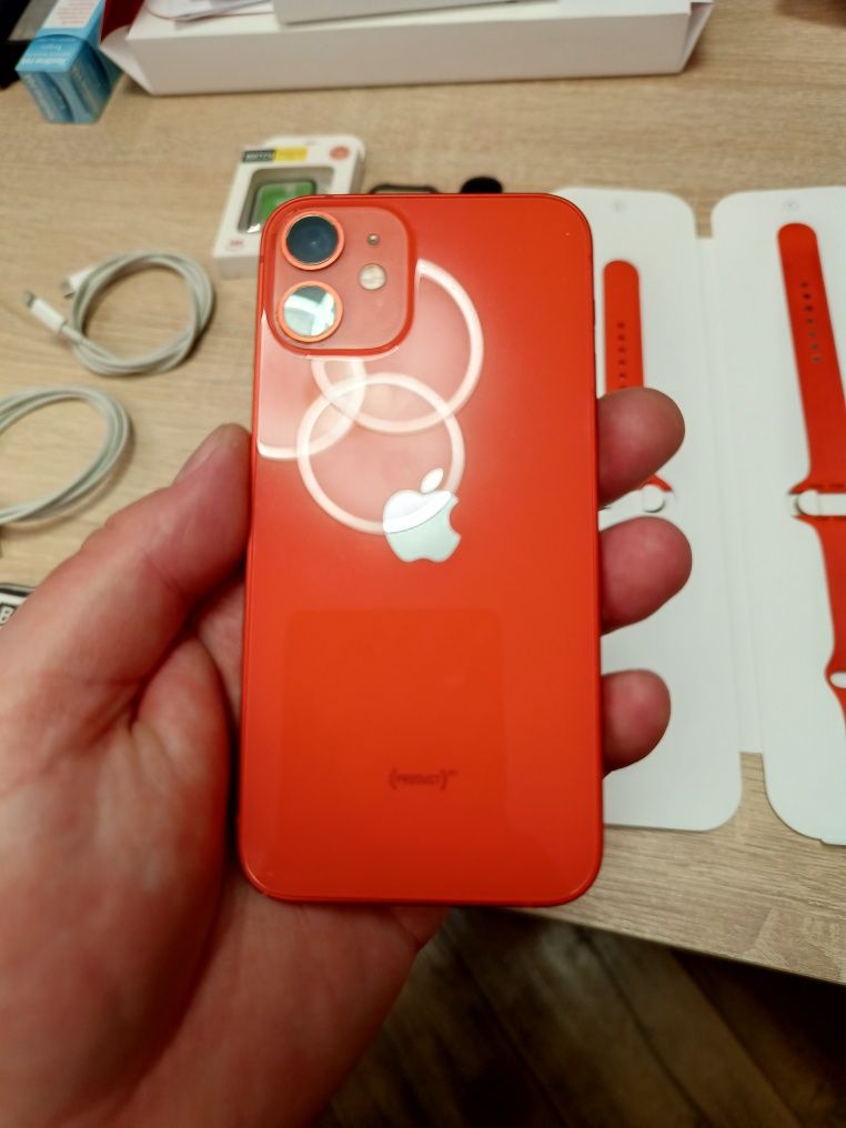 iPhone 22 mini używany