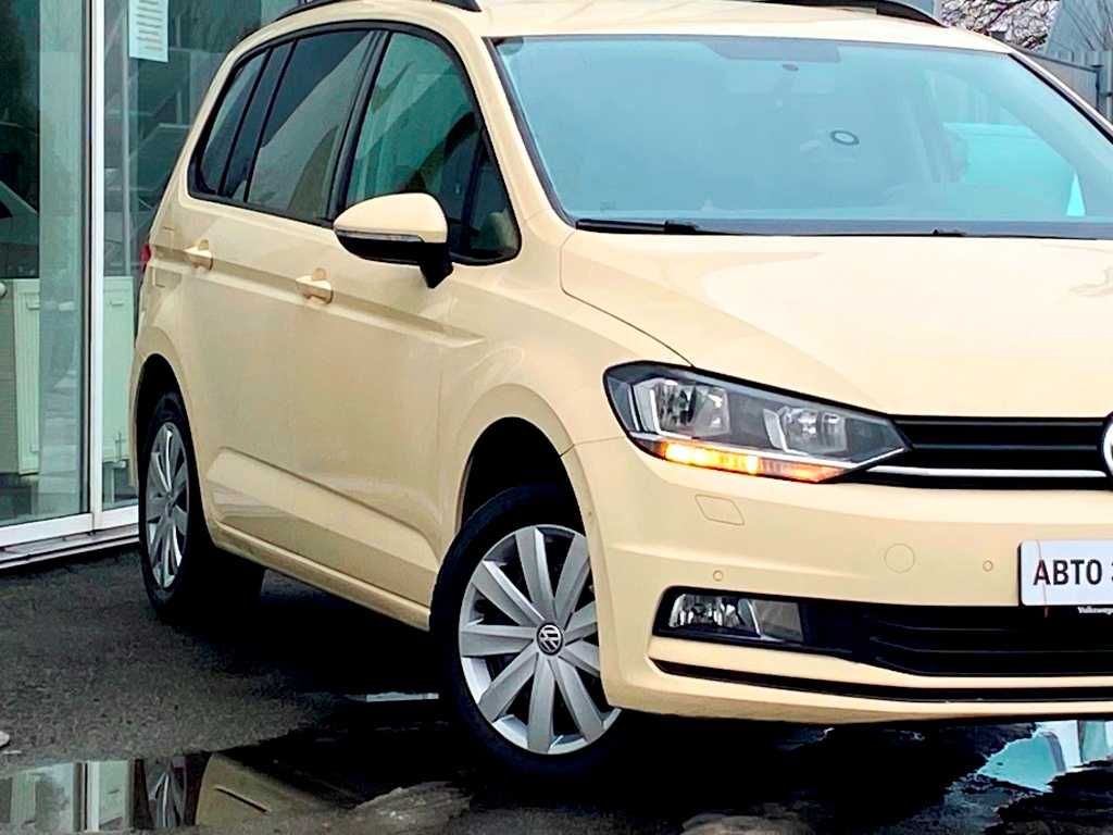 Volkswagen Touran 2017 2.0D AT