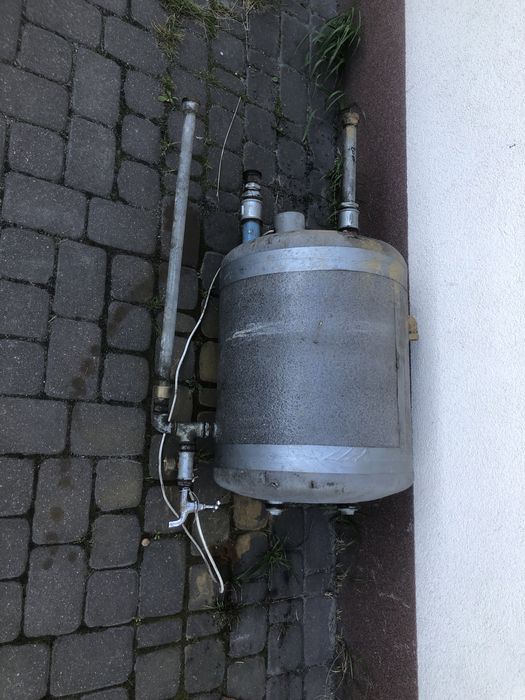 Boiler sprawny z grzałką