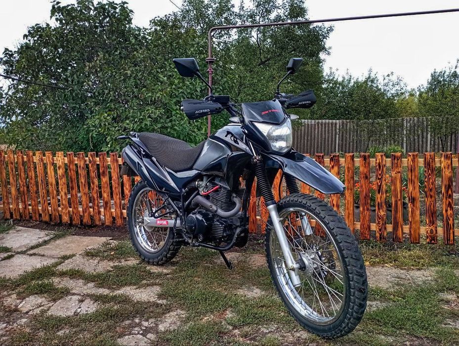 Продам мотоцикл skybike status 250