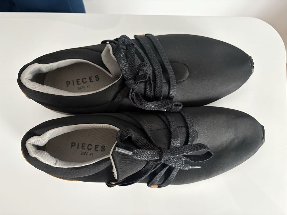 Buty męskie sportowe polecam!!!