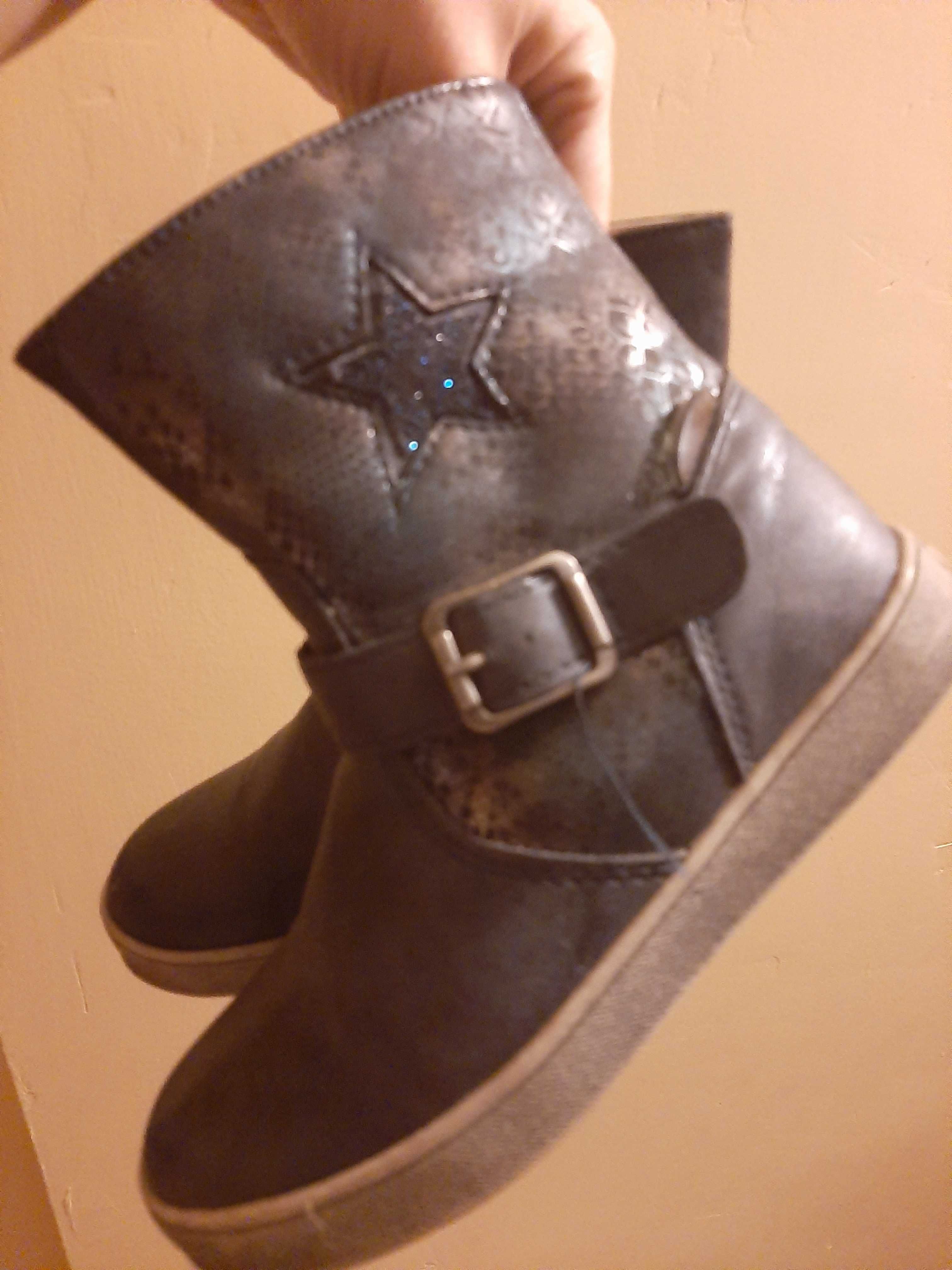 Buty dziewczęce 29roz. Kozaki zimowe
