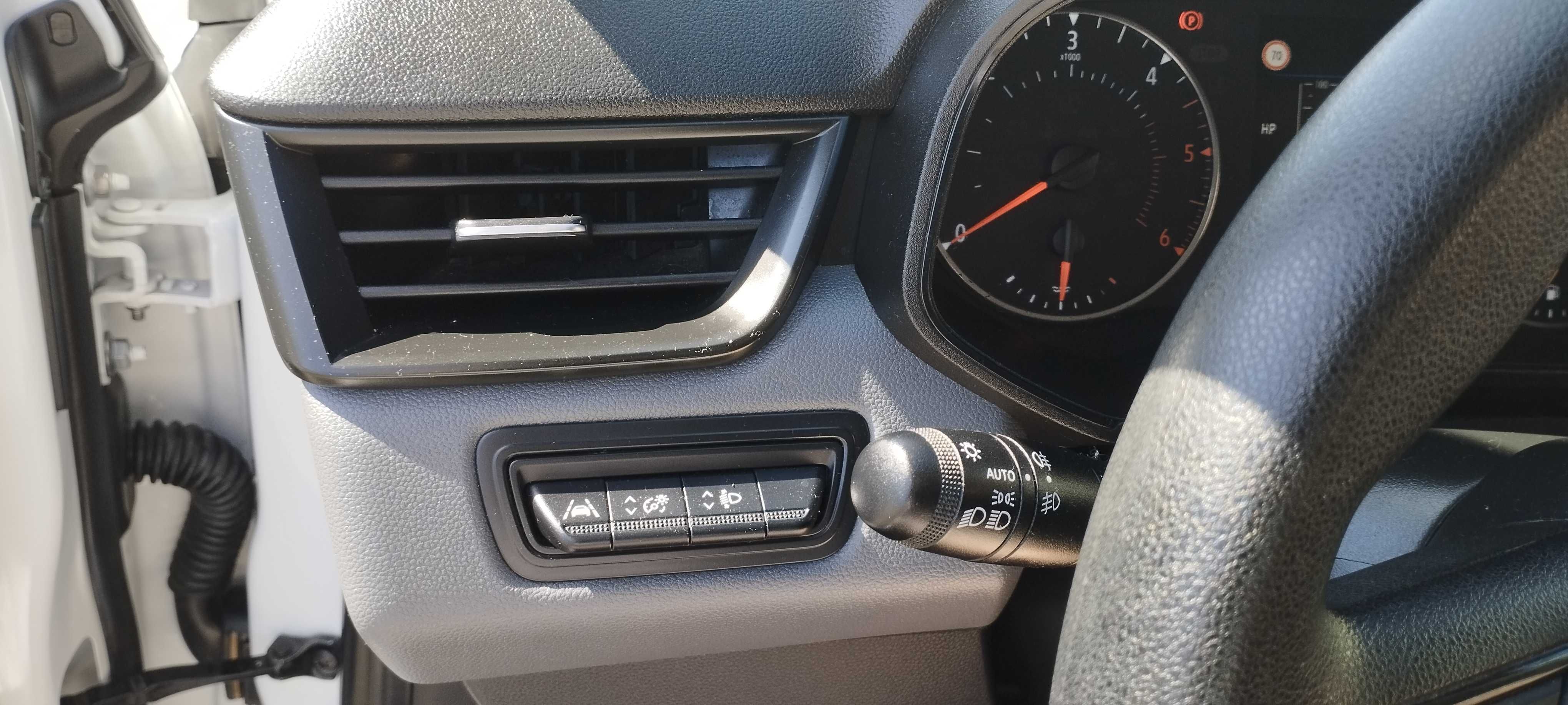 Clio 101-Cv  de 6 velocidades a Diesel C/Garantia