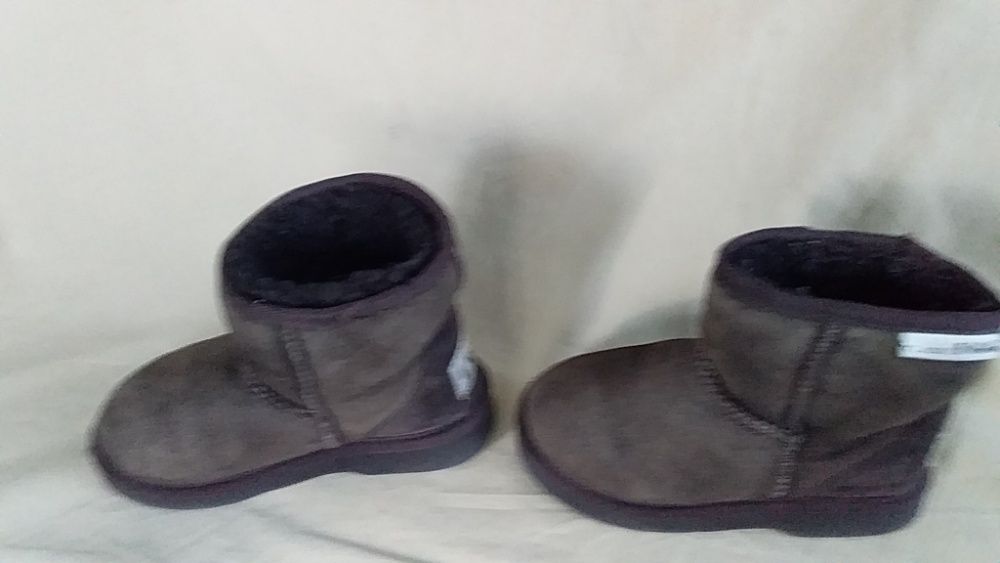 Черевички,чобітки угі дитячі-овчина нат-Ugg Australia-17,18см.;20/12,5