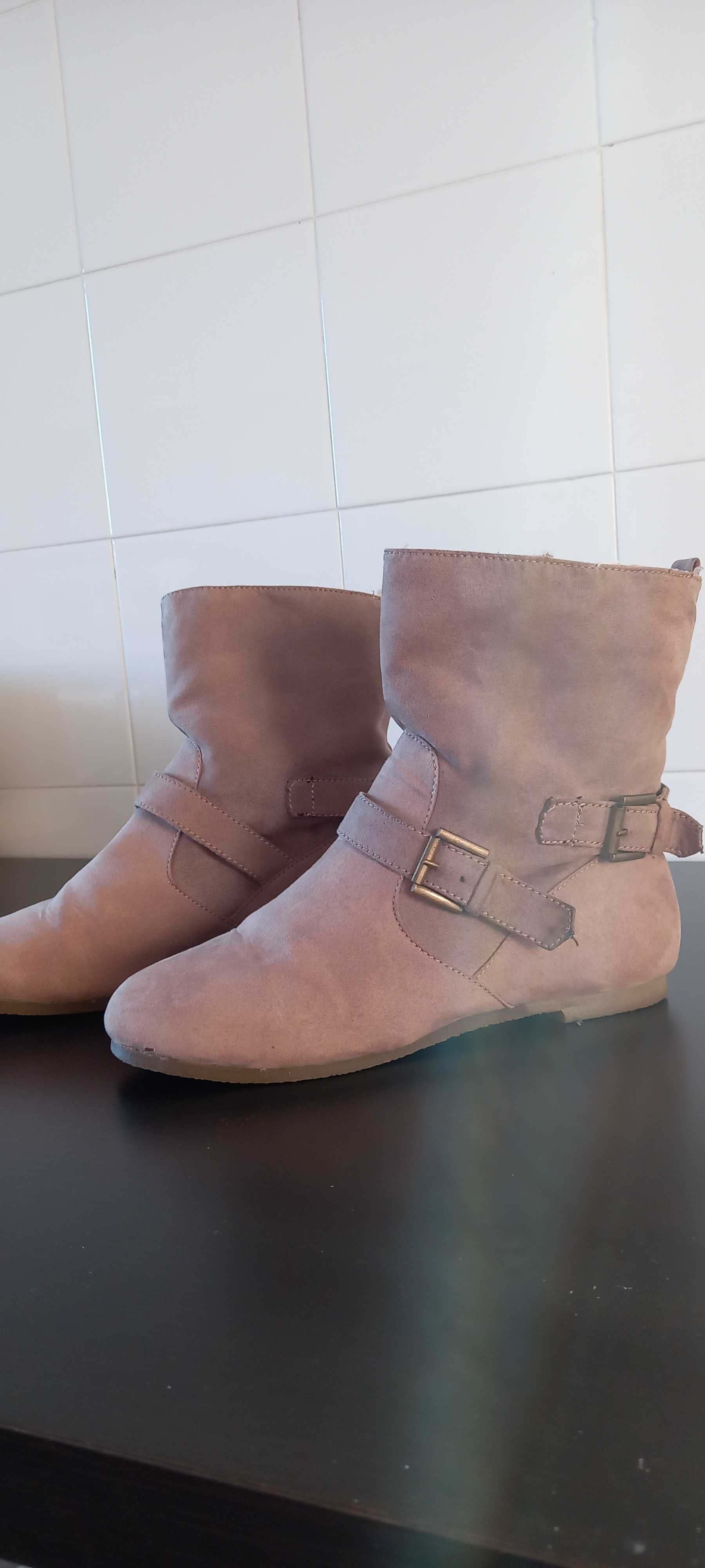 Botas rasas de senhora com pelo no interior - Beje - N.37 - Lefties