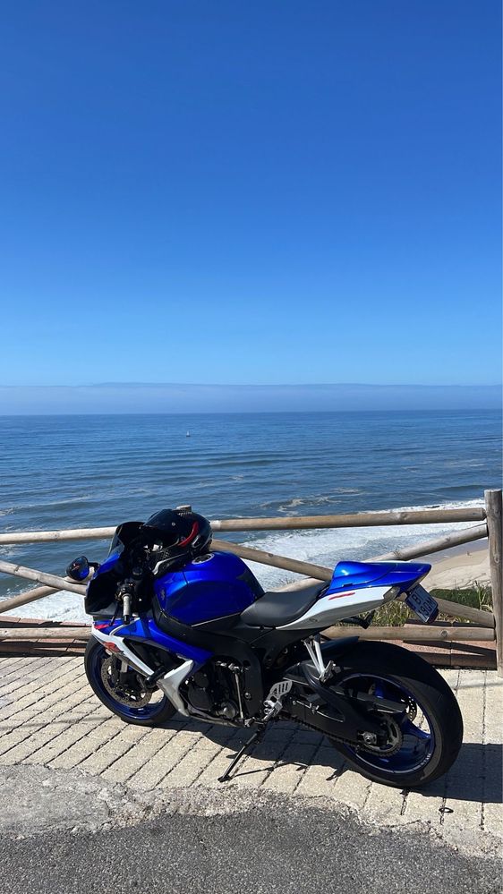 Suzuki GSXR 600 K7