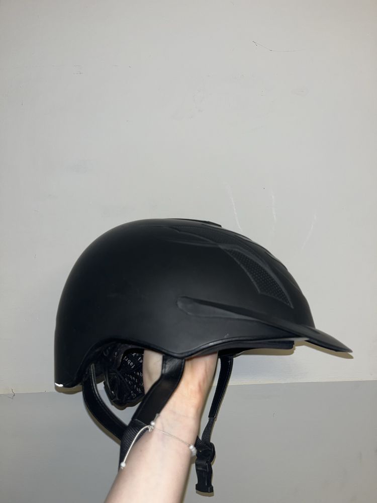 Kask jeździecki HE r.57-61