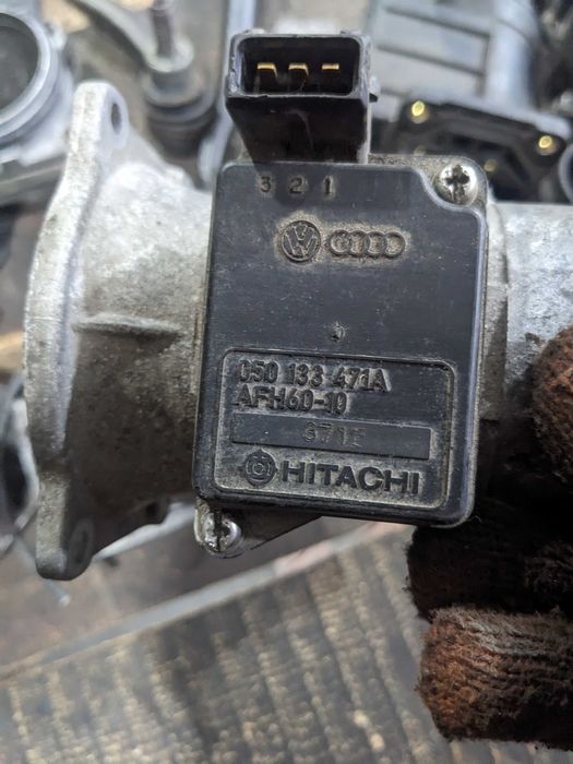 ДМРВ Расходомер VW Golf 3 Passat B4 Audi 80 B4  1.6 1.8 2.0 AFH6010