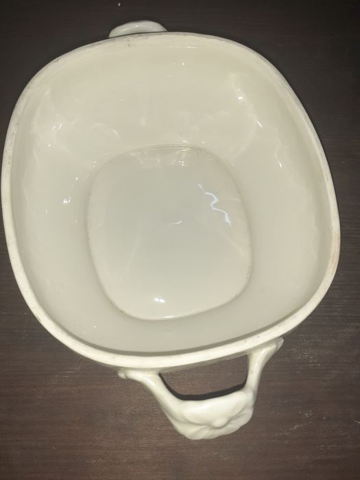 Terrina em faiança Viana