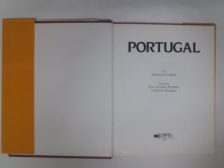 Livro "Portugal - in English" - texto em Inglês