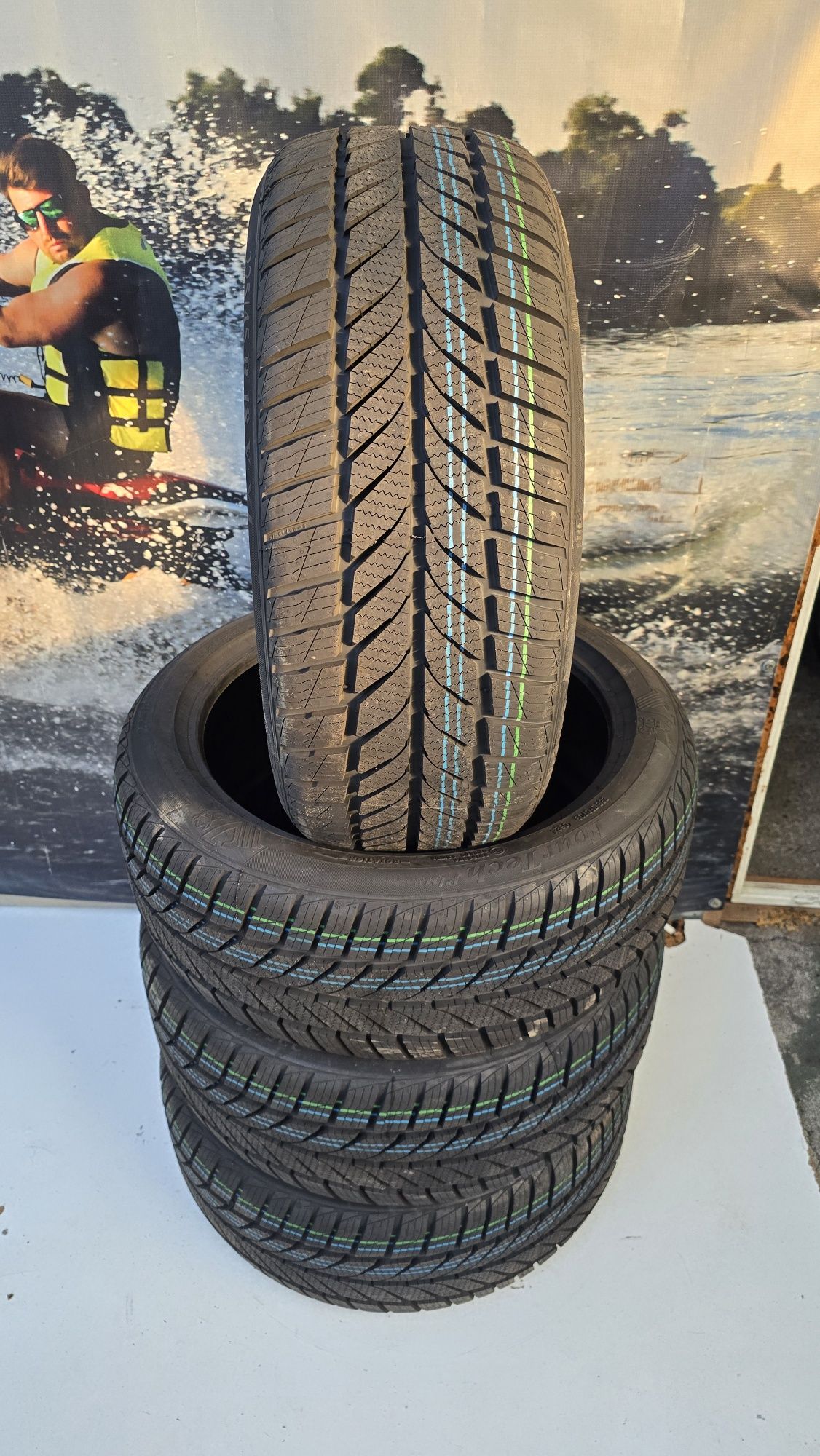 E24 4x 225/45R18 Viking Four Tech Plus 95Y XL opony wielosezonowe nowe