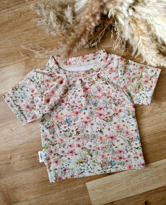 Bluzka dziewczęca w kwiatki