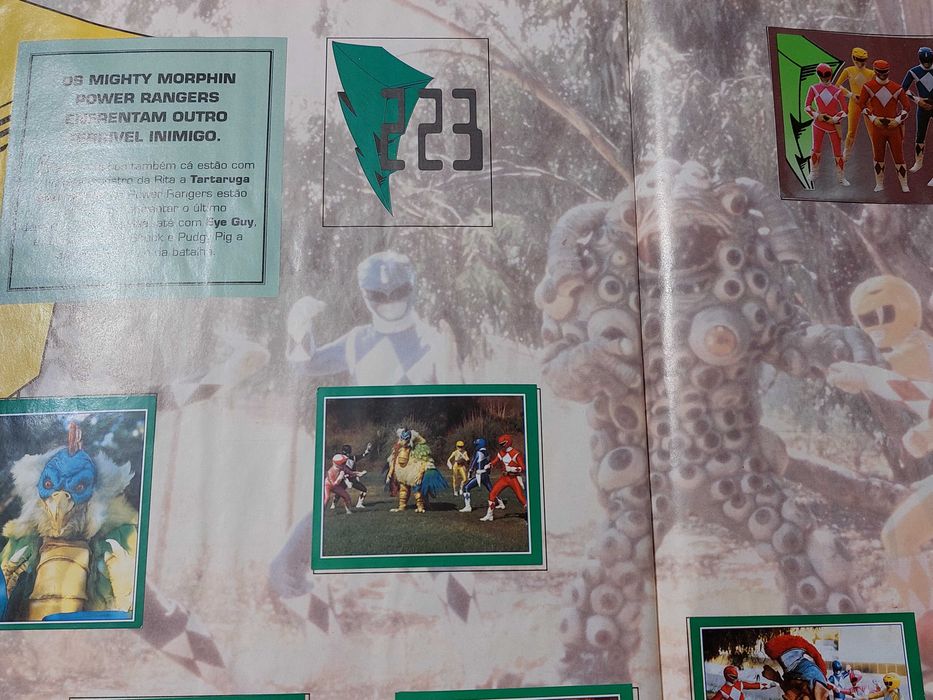 Caderneta Power Rangers, incompleta