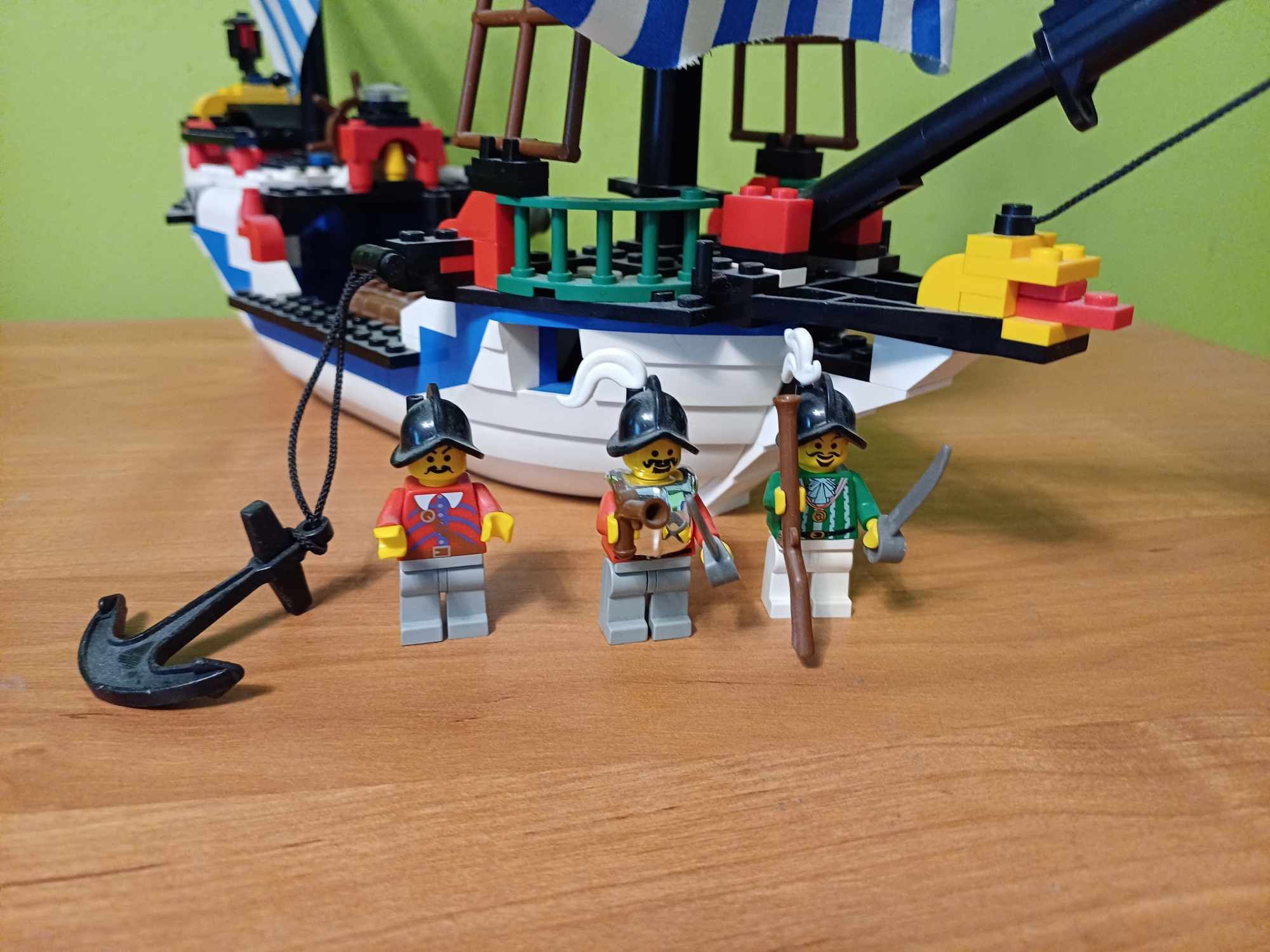 Lego pirates 6280 armada flagship