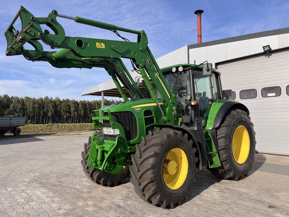 John deere 7430 z ladowaczem tuz