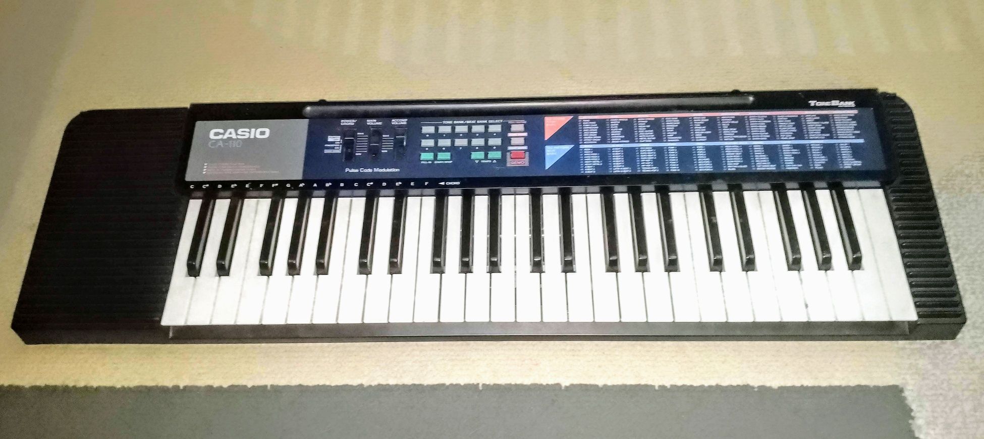 CASIO CA-110 Keyboard mono,4 oktawy SPRAWNY