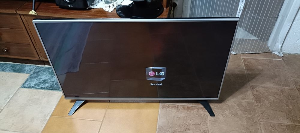 TV grande ler anúncio