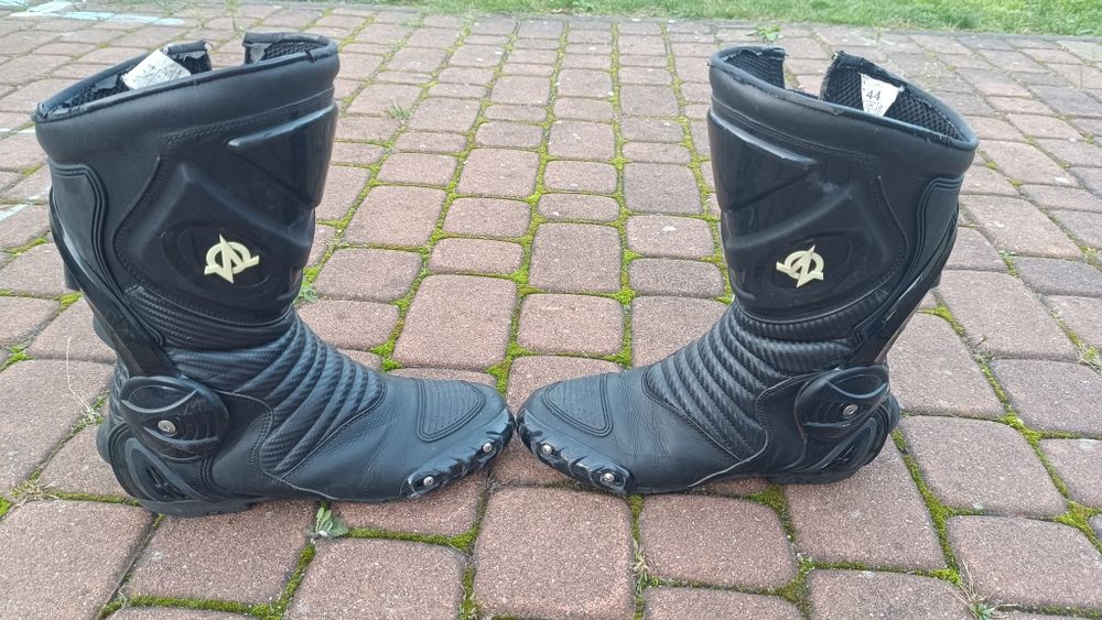 Buty  Adrenaline rozm 44 + rękawice