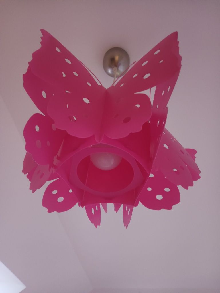 Lampa różowa motyl