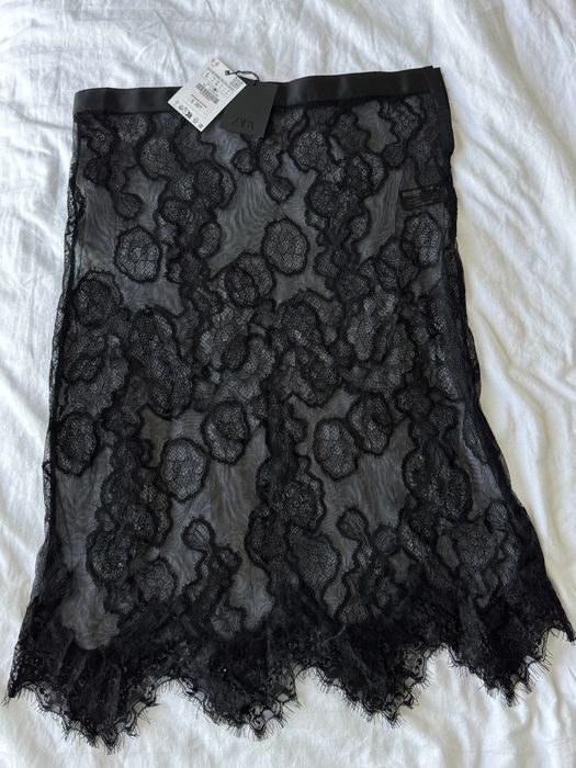 Спідниця з мережива  Zara