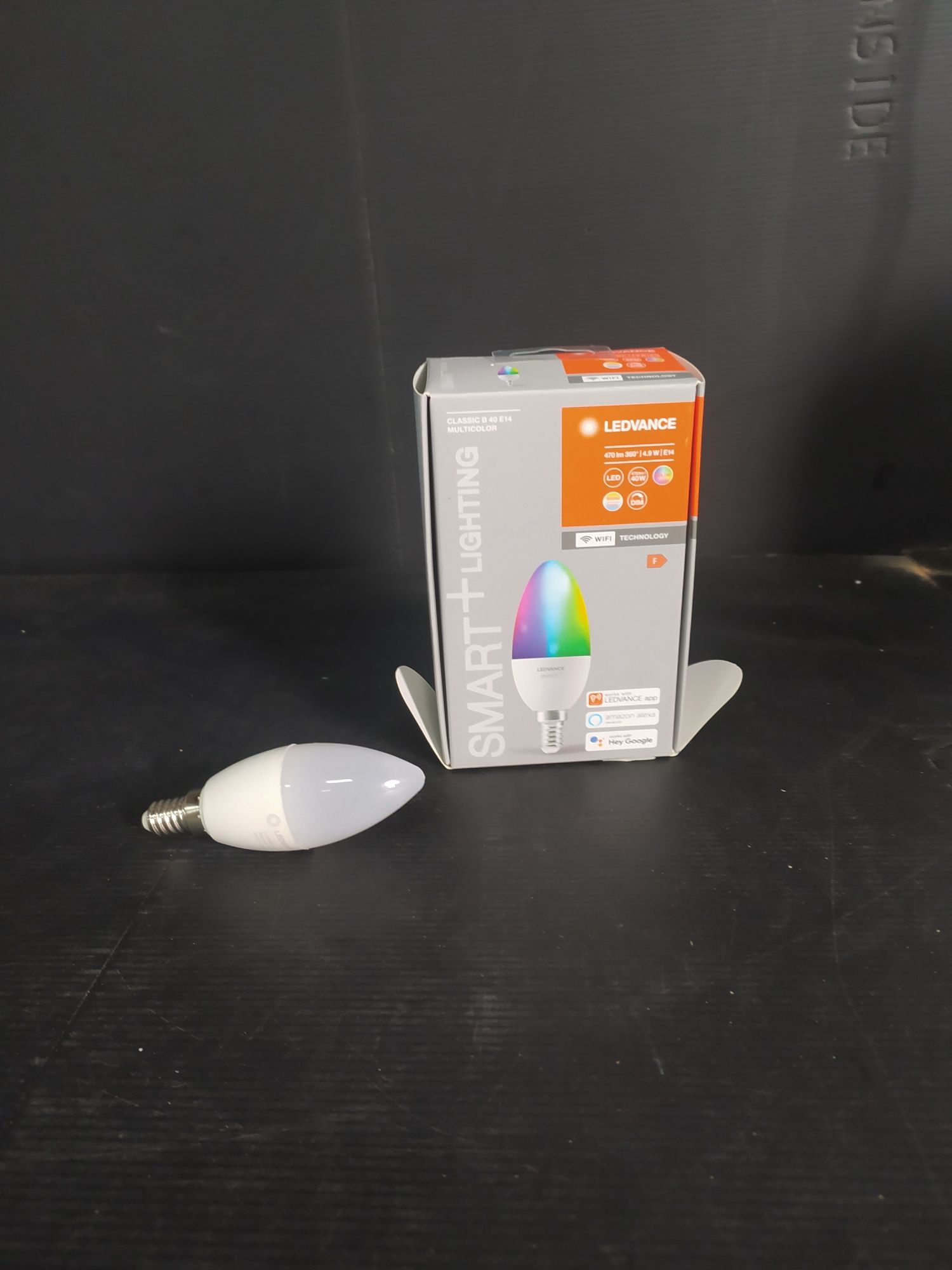 Żarówka Ledvance LED SMART WIFI RGB B40