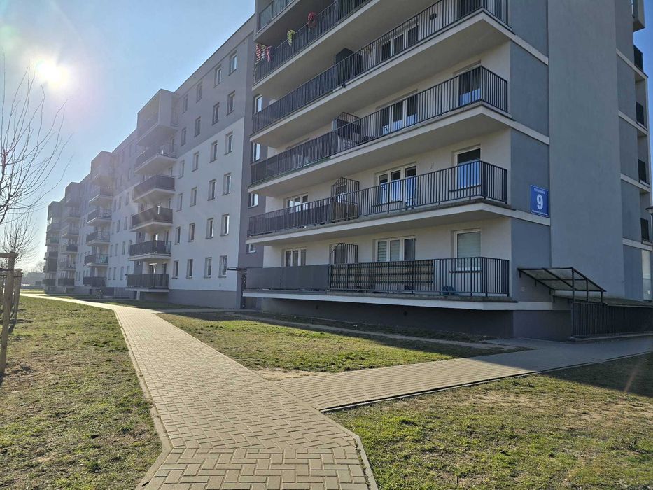 wynajmę mieszkanie 2-pokojowe na ul.Strzeleckiej (Płock), bezpośrednio