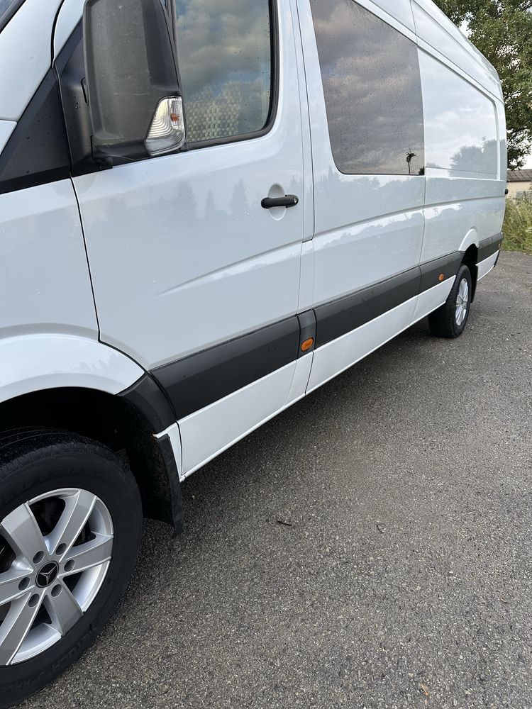 Mercedes Sprinter 319 Екстра Лонг