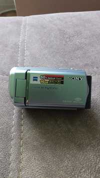 Цифровая видеокамера Sony Handycam DCR-SX60E
