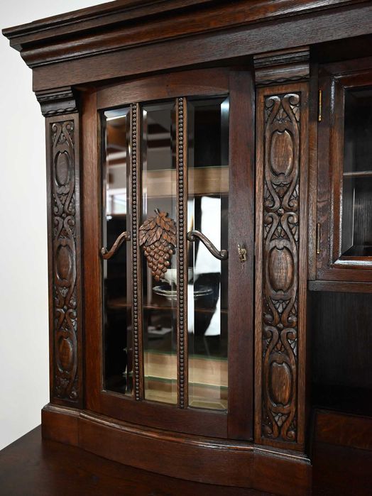 bardzo ładny kredens międzywojenny 092904