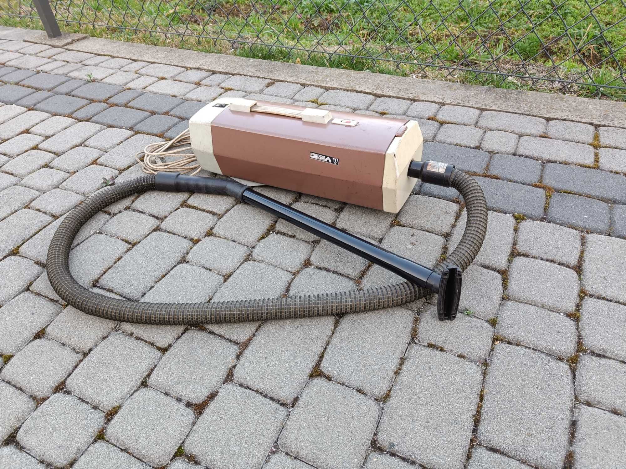 ODKURZACZ Zelmer Predom brązowy / Worek wielorazowy